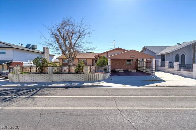 5517 Bromley Ave, Las Vegas, NV 89107