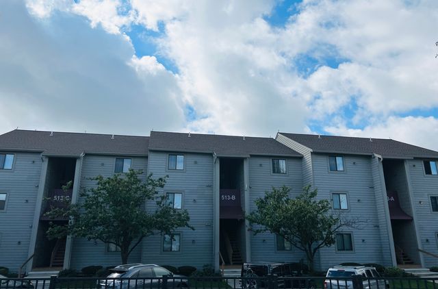 513 W  Lakeshore Dr, Pt Clinton, OH 43452