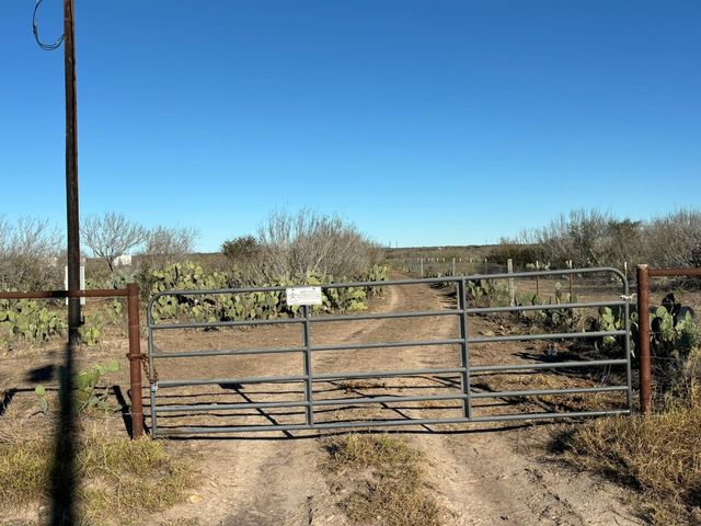 739 Camino Don Antonio, Laredo, TX 78041