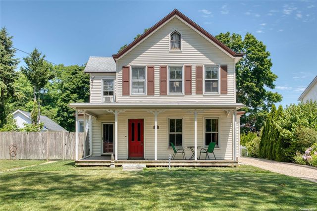 14065 Main Rd, Mattituck, NY 11952