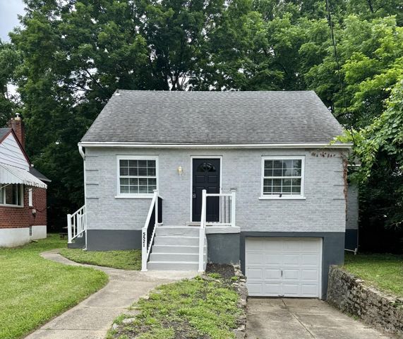 5521 Chandler St, Cincinnati, OH 45227
