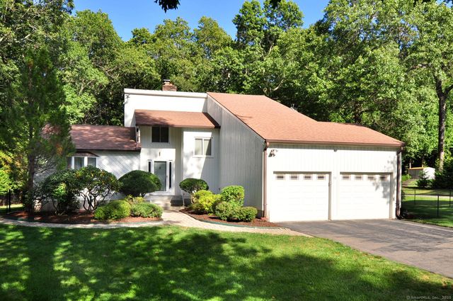 50 Strickland Street, Glastonbury, CT 06033