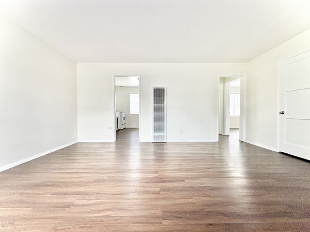 1061 E  Broadway #203, Long Beach, CA 90802