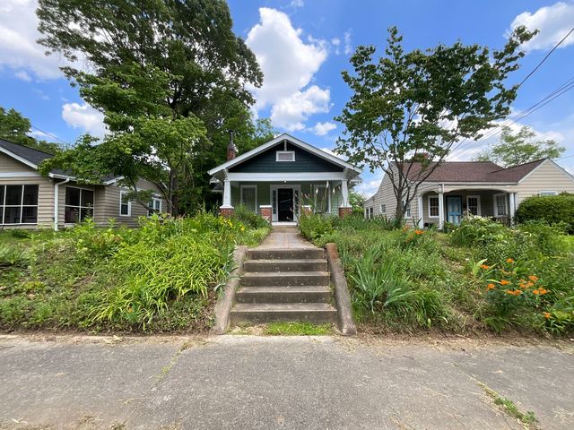 1117 Lexington Ave, Greensboro, NC 27403