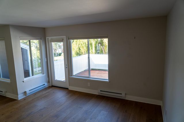38 Bayside Ct, Richmond, CA 94804