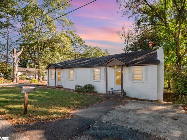 17 Bridwell Ave, Greenville, SC 29607