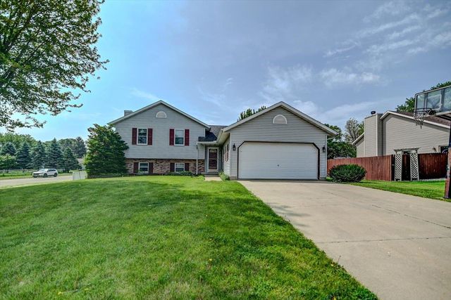 182 Ames St, Oregon, WI 53575