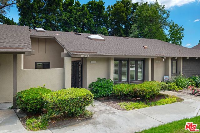 15963 Alta Vista Dr #B, La Mirada, CA 90638