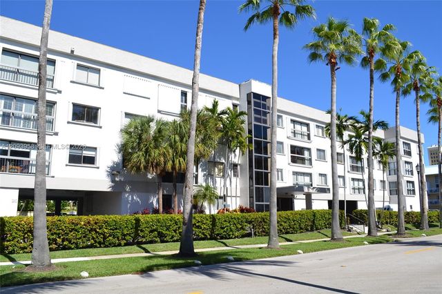 255 Galen Dr #4F, Key Biscayne, FL 33149