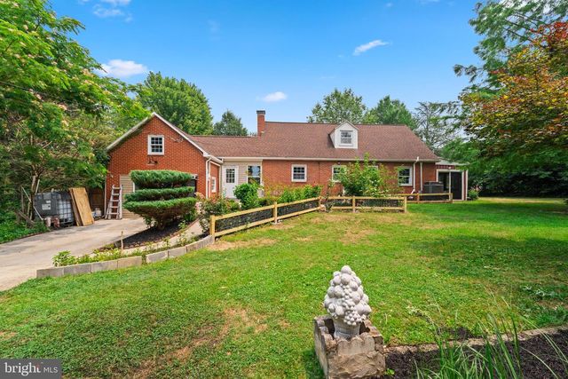 312 N  39th St, Harrisburg, PA 17109