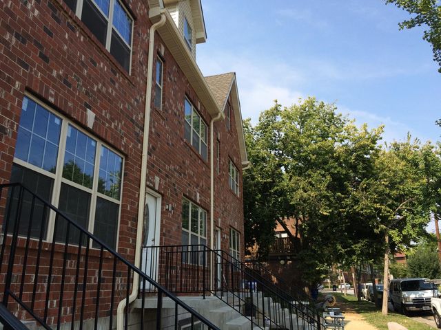 6662 Berthold Ave, Saint Louis, MO 63139