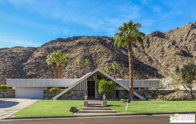 925 W  Crescent Dr, Palm Springs, CA 92262