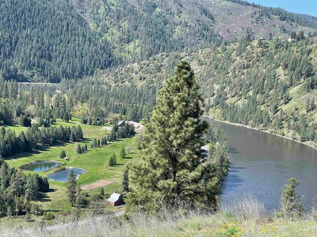 620 Old Peck Grade, Lenore, ID 83541