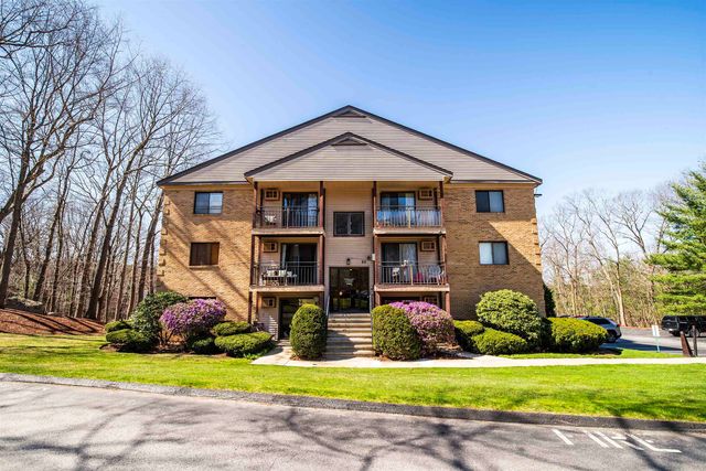 23 Country Club Drive UNIT 1014, Manchester, NH 03102