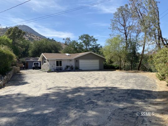 181 S  Panorama Dr, Kernville, CA 93238