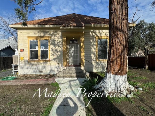 1243 4th Ave, Oroville, CA 95965