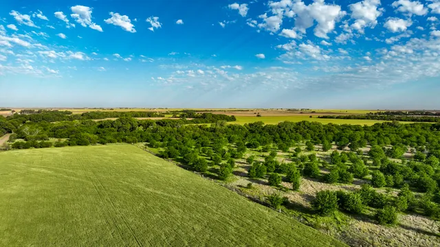 1234 County Road C, Garfield, KS 67529