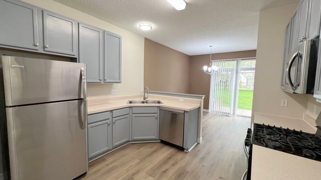 17050 78th Pl N, Maple Grove, MN 55311