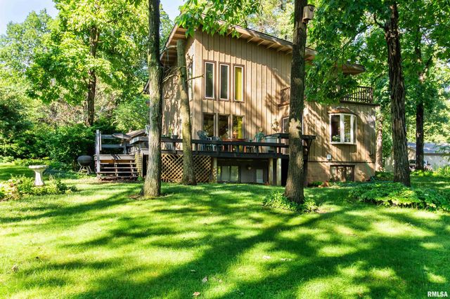 1428 NW Windermere Dr, Tremont, IL 61568