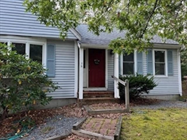 75 Donna Dr, Plymouth, MA 02360