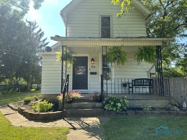 25 Henry St, Tiffin, OH 44883