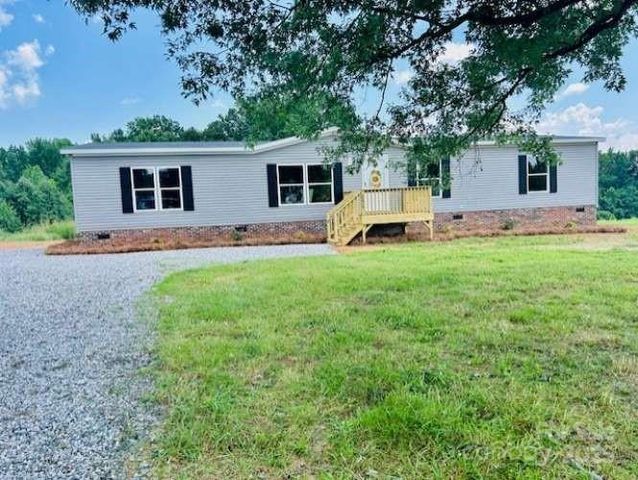 6015 Bridges St, Catawba, NC 28609