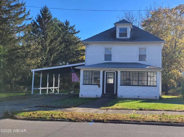 437 S  Broad St, Jersey Shore, PA 17740