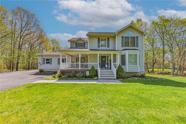 1222 N  Rocky Mountain Dr, Effort, PA 18330