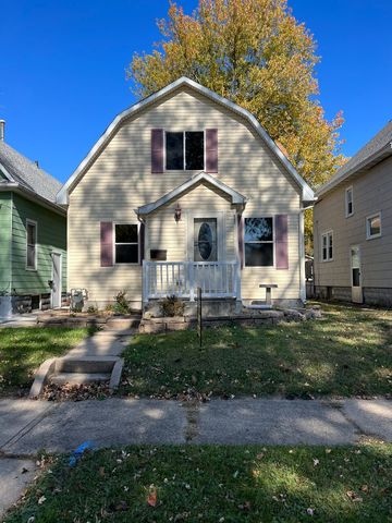 923 Forest Ave, Waterloo, IA 50702