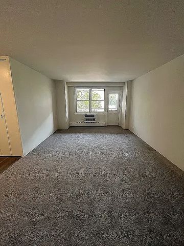 3215 Avenue H #7G, Brooklyn, NY 11210