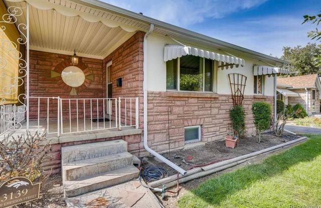 3139 S  Emerson St, Englewood, CO 80113