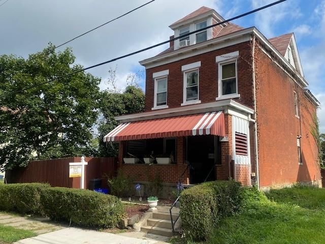 6415 Dean St, Pittsburgh, PA 15206