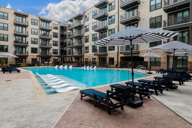 1950 Winrock Blvd #1418, Houston, TX 77057