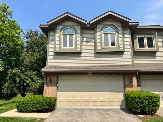 1009 Arbor Ct, Mount Prospect, IL 60056