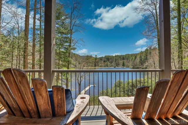 299 Twin Lakes Dr, Cashiers, NC 28717