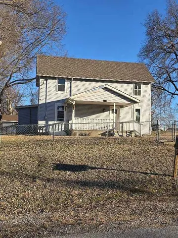 313 E  Kay St, Lansing, KS 66043