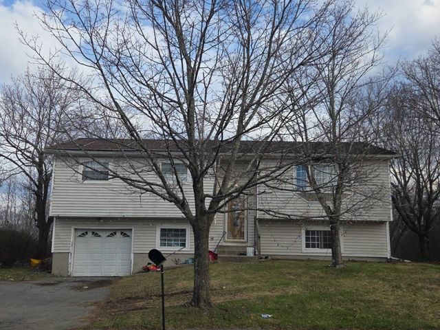 115 Rolling Meadows Rd, Middletown, NY 10940