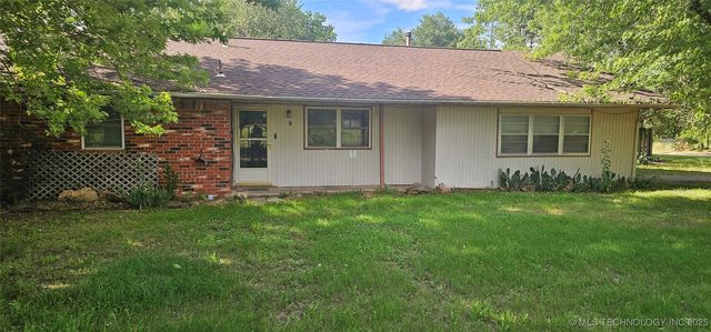4 W  Hickory St, Tryon, OK 74875