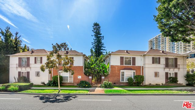 9850 W  Olympic Blvd, Beverly Hills, CA 90212