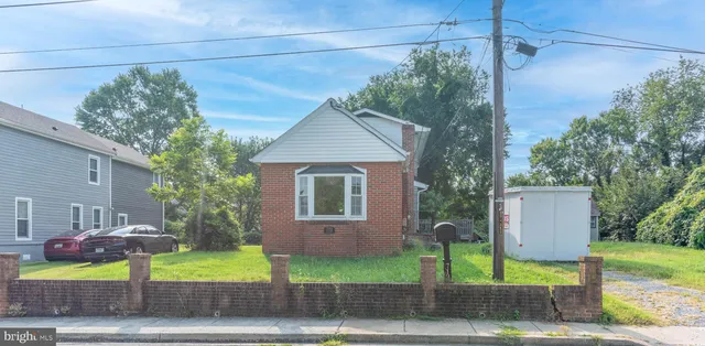 713 59th Pl, Capitol Heights, MD 20743