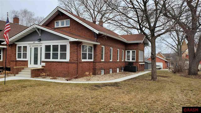 217 S  State St, New Ulm, MN 56073