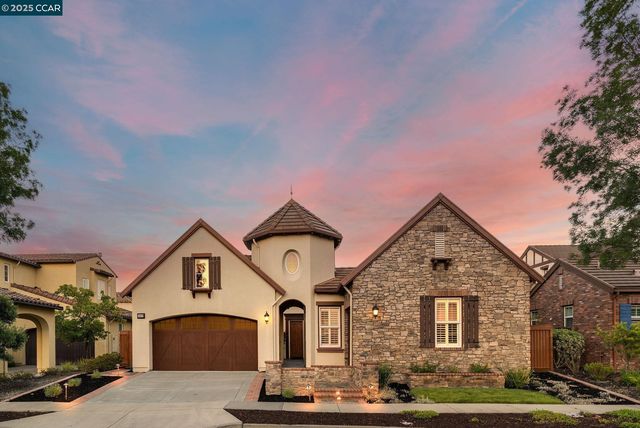 3467 Cashmere St, Danville, CA 94506