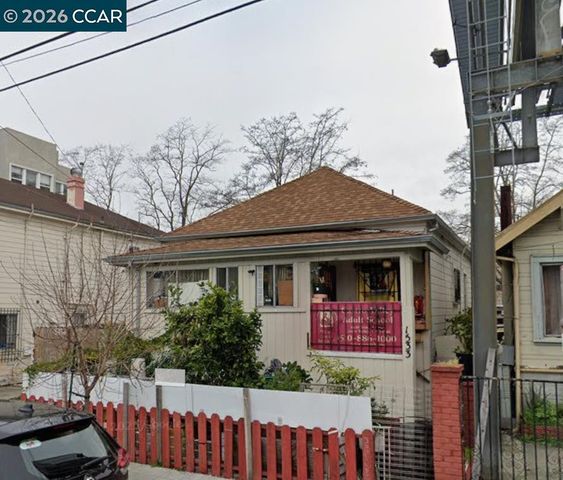 1533 14th Ave, Oakland, CA 94606