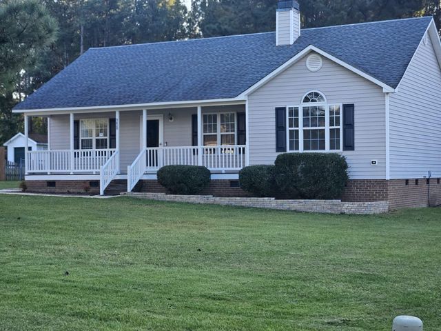 3420 Deer Trace Ln, Clayton, NC 27520