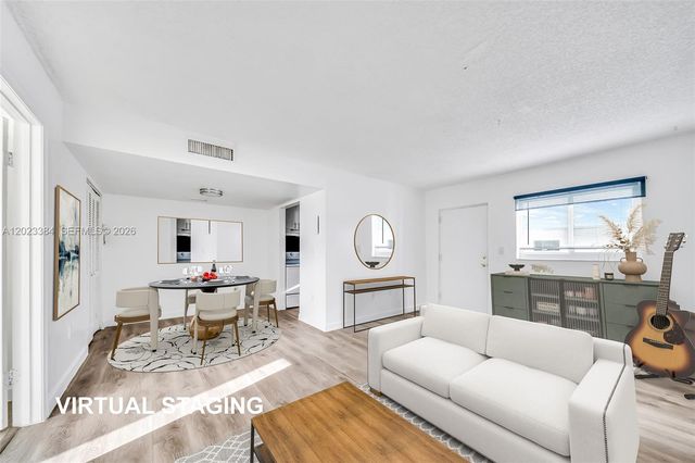 2011 Bay Dr #8, Miami Beach, FL 33141