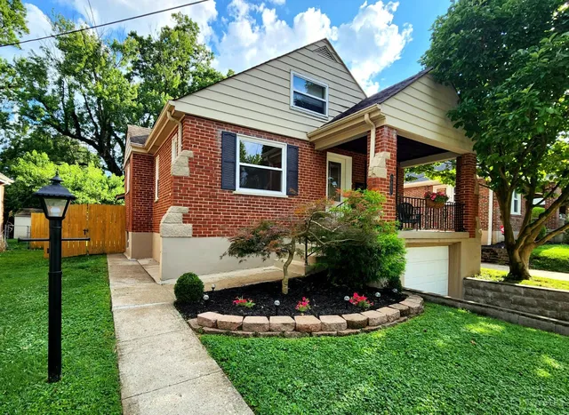 3833 Superior Ave, Cincinnati, OH 45236