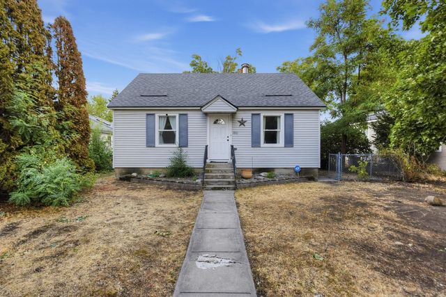 1911 E  Sharp Ave, Spokane, WA 99202