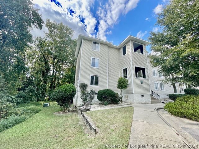 3371 Galleria Dr #22, Fayetteville, NC 28303