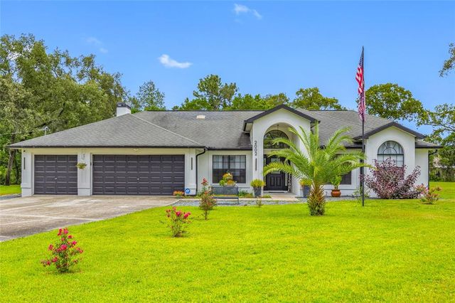 2002 Maximilian Ave, Spring Hill, FL 34609