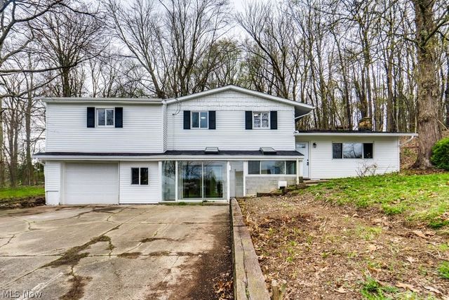 4596 Hattrick Rd, Rootstown, OH 44272